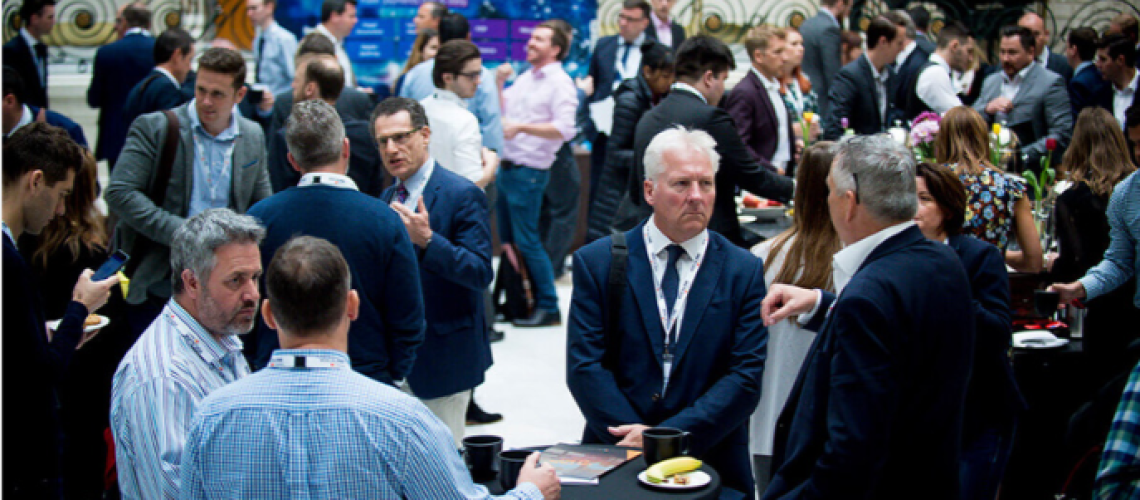 How Do You Choose the Right Conference Photographer in London?